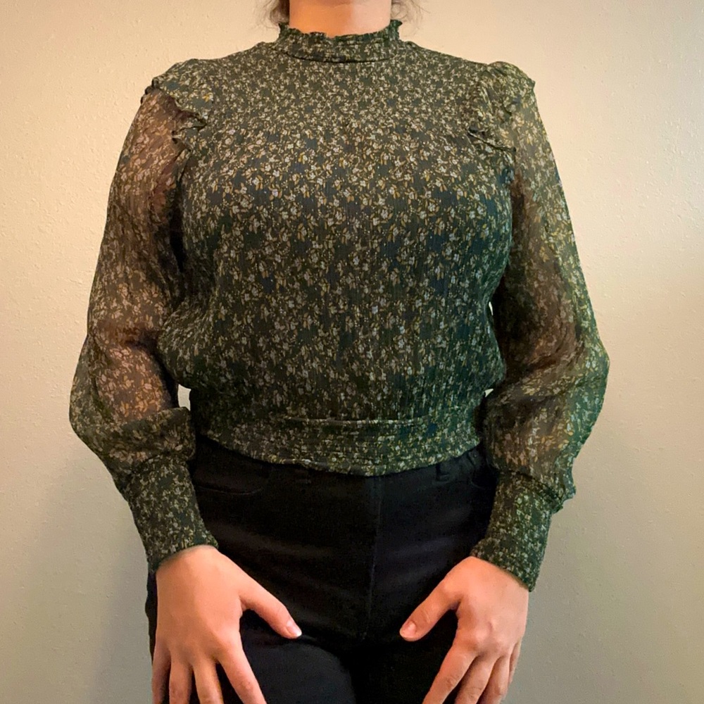 Beautiful blouse for the season